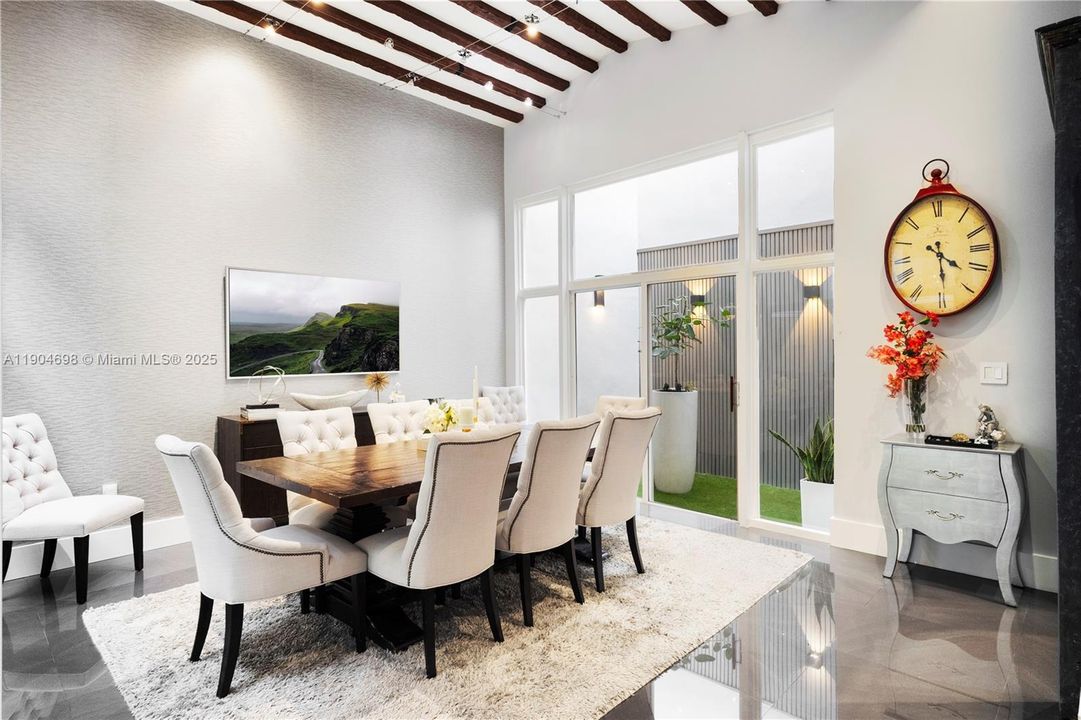 Active With Contract: $1,075,000 (3 beds, 2 baths, 2037 Square Feet)