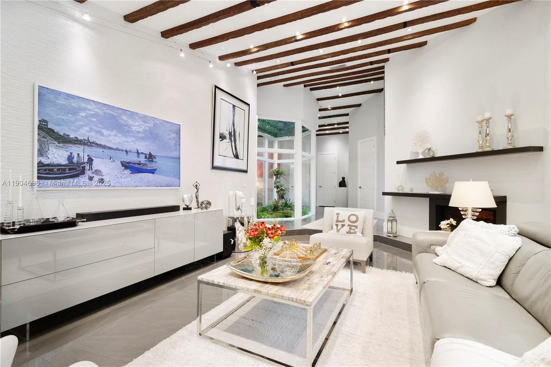 Active With Contract: $1,075,000 (3 beds, 2 baths, 2037 Square Feet)