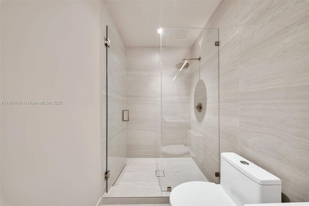 En Venta: $1,190,000 (3 camas, 2 baños, 2120 Pies cuadrados)