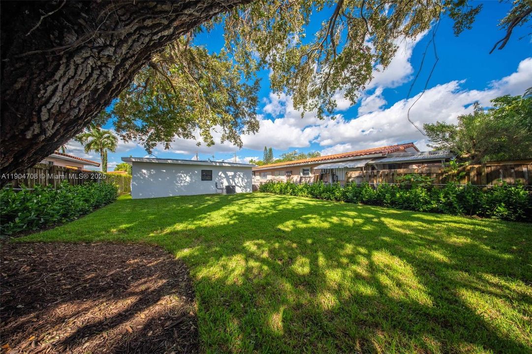 En Venta: $1,190,000 (3 camas, 2 baños, 2120 Pies cuadrados)