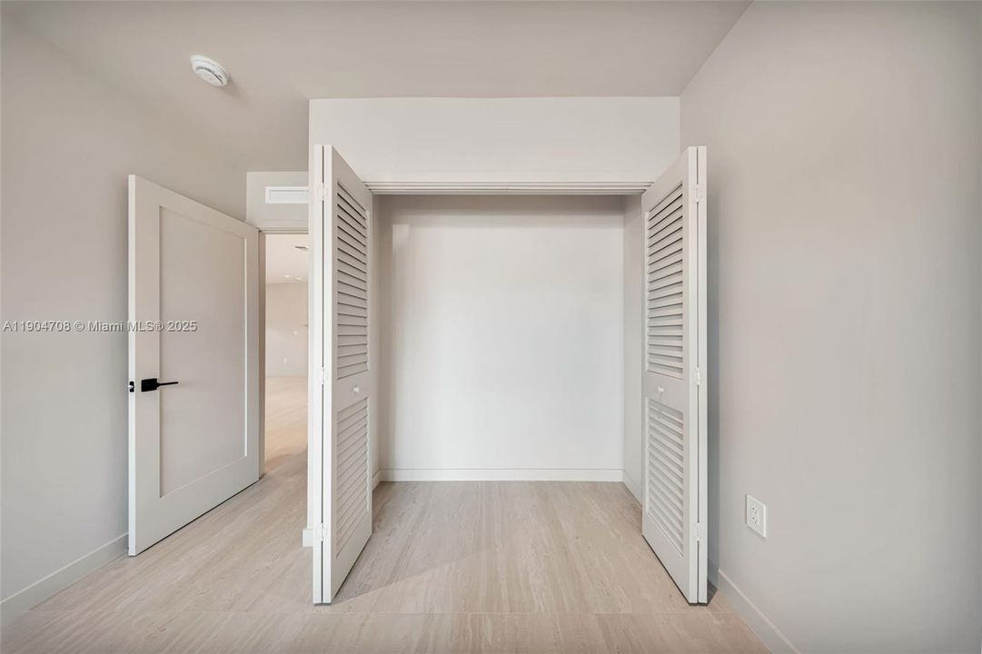 En Venta: $1,190,000 (3 camas, 2 baños, 2120 Pies cuadrados)