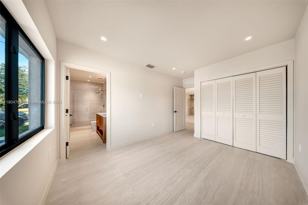 En Venta: $1,190,000 (3 camas, 2 baños, 2120 Pies cuadrados)