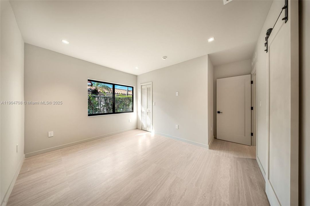 En Venta: $1,190,000 (3 camas, 2 baños, 2120 Pies cuadrados)