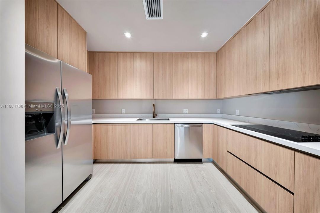 En Venta: $1,190,000 (3 camas, 2 baños, 2120 Pies cuadrados)