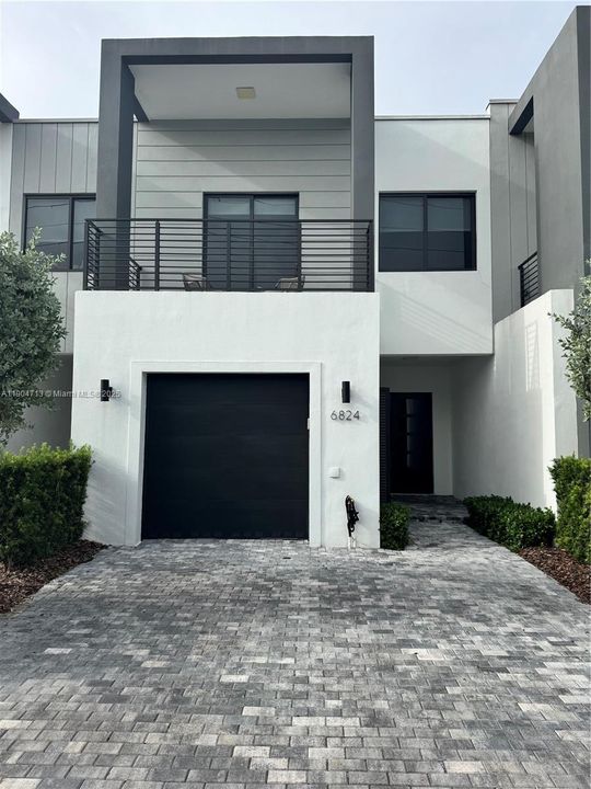 For Sale: $1,199,000 (3 beds, 3 baths, 2509 Square Feet)