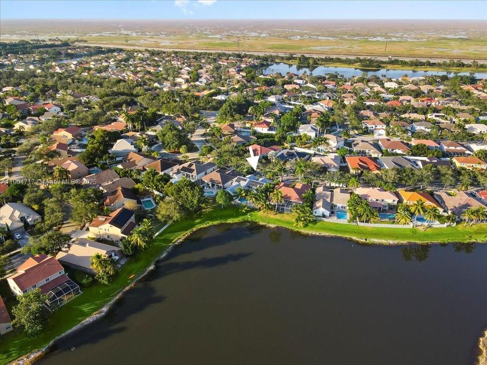 For Rent: $6,800 (5 beds, 2 baths, 2604 Square Feet)