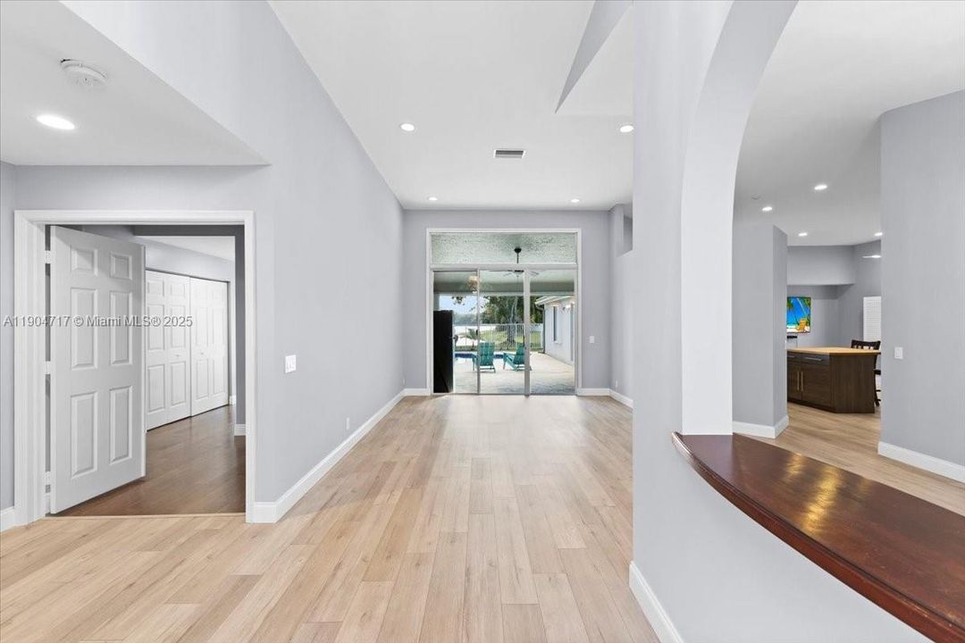 Foyer, living and primary entrance