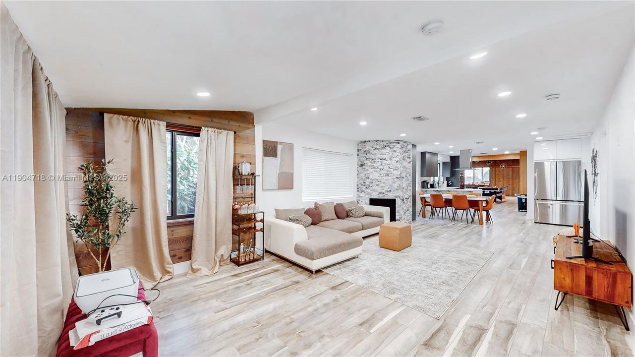 For Sale: $749,000 (4 beds, 2 baths, 2020 Square Feet)