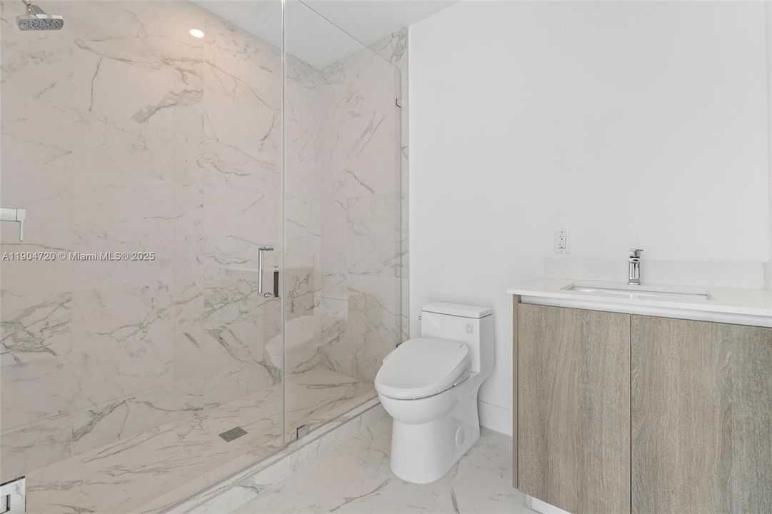 For Sale: $1,750,000 (3 beds, 3 baths, 1964 Square Feet)