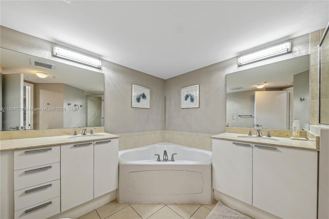 For Rent: $7,000 (2 beds, 2 baths, 1266 Square Feet)