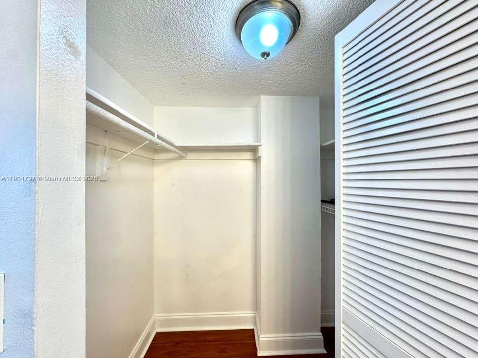 Recently Rented: $1,600 (1 beds, 1 baths, 675 Square Feet)