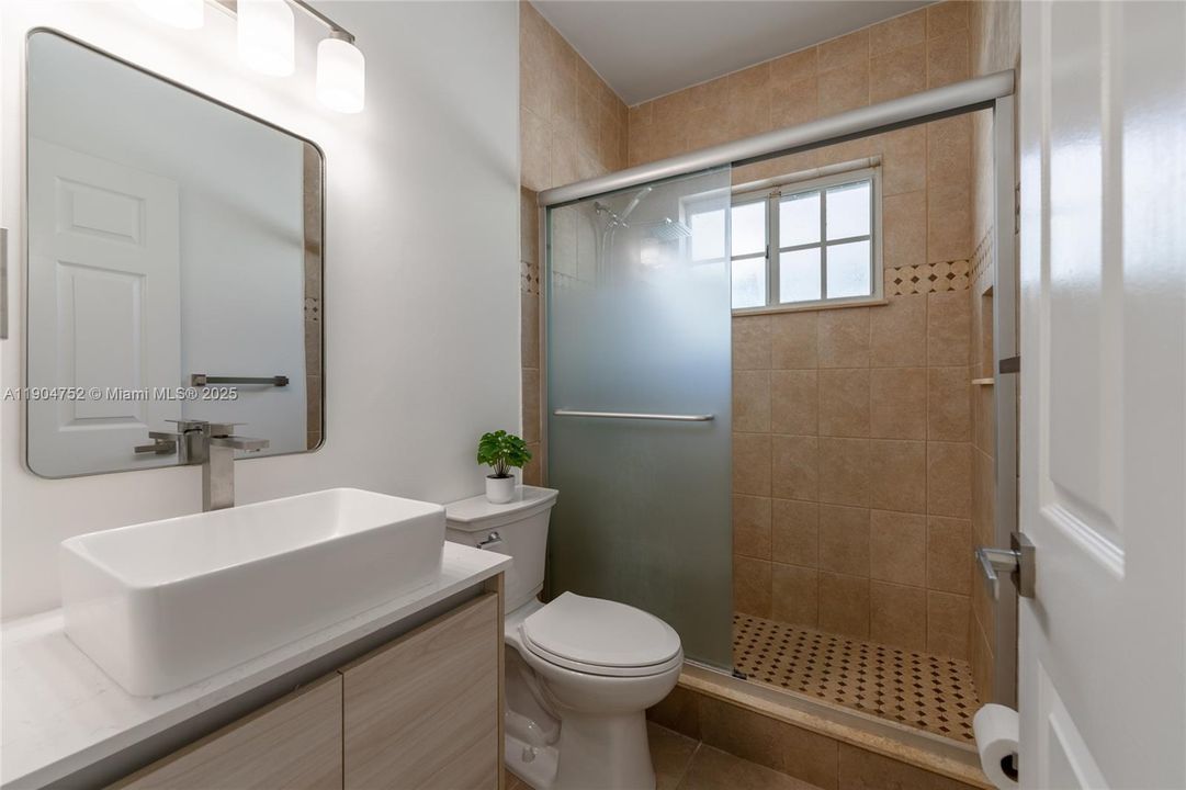 Active With Contract: $635,000 (3 beds, 2 baths, 1665 Square Feet)