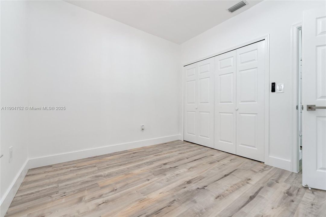 Active With Contract: $635,000 (3 beds, 2 baths, 1665 Square Feet)