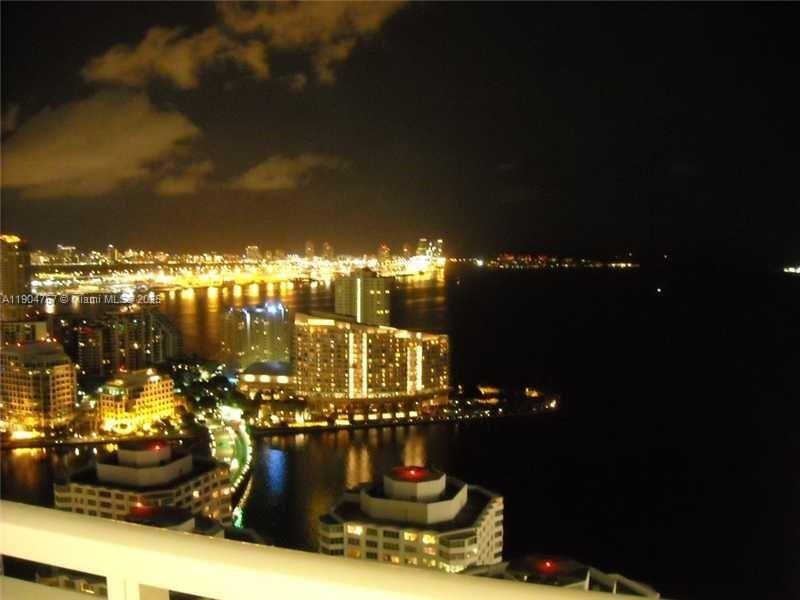 Recientemente alquilado: $3,500 (1 camas, 1 baños, 639 Pies cuadrados)