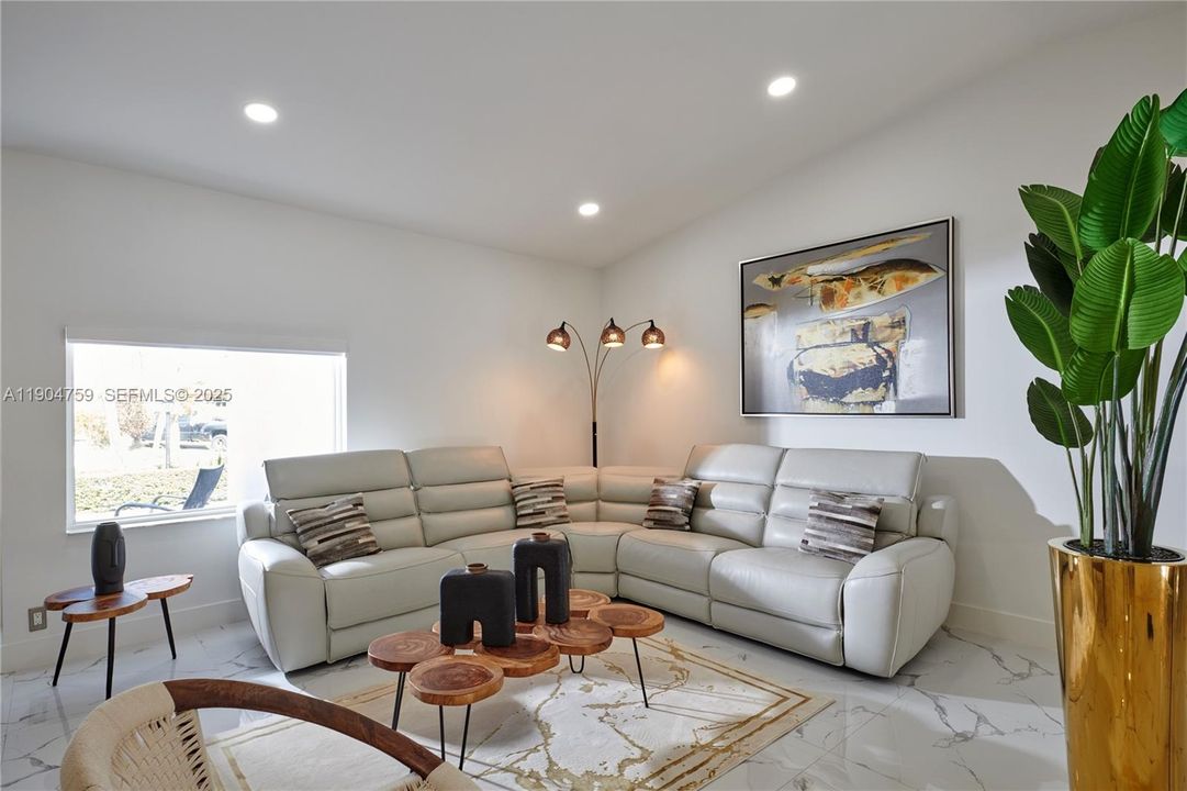 For Sale: $1,200,000 (4 beds, 2 baths, 2220 Square Feet)