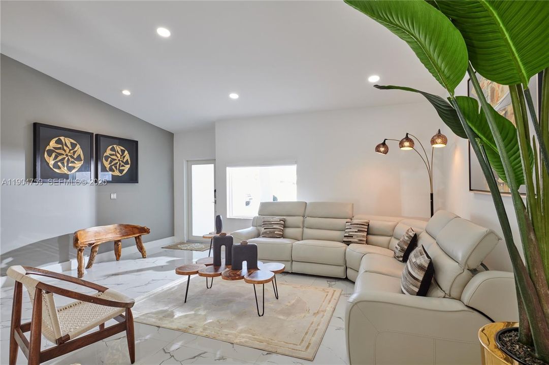 For Sale: $1,200,000 (4 beds, 2 baths, 2220 Square Feet)