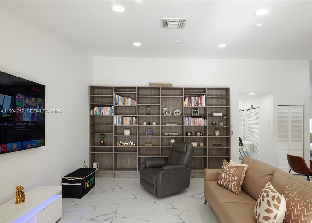 For Sale: $1,200,000 (4 beds, 2 baths, 2220 Square Feet)