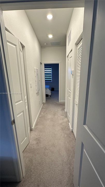 Active With Contract: $2,650 (3 beds, 3 baths, 1328 Square Feet)