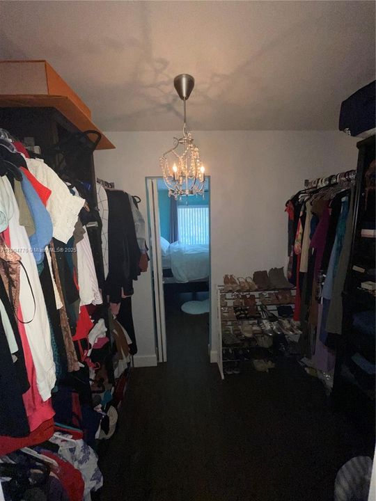 En Venta: $285,000 (2 camas, 2 baños, 901 Pies cuadrados)