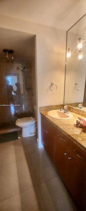 For Rent: $3,000 (1 beds, 1 baths, 550 Square Feet)