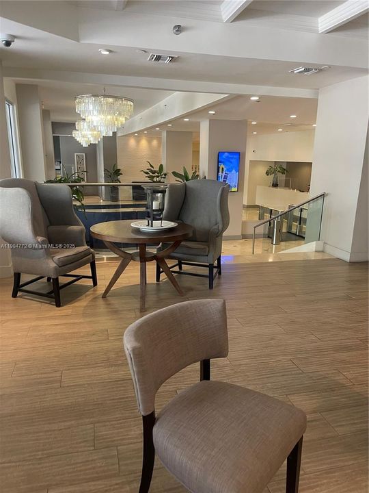 For Rent: $3,000 (1 beds, 1 baths, 550 Square Feet)