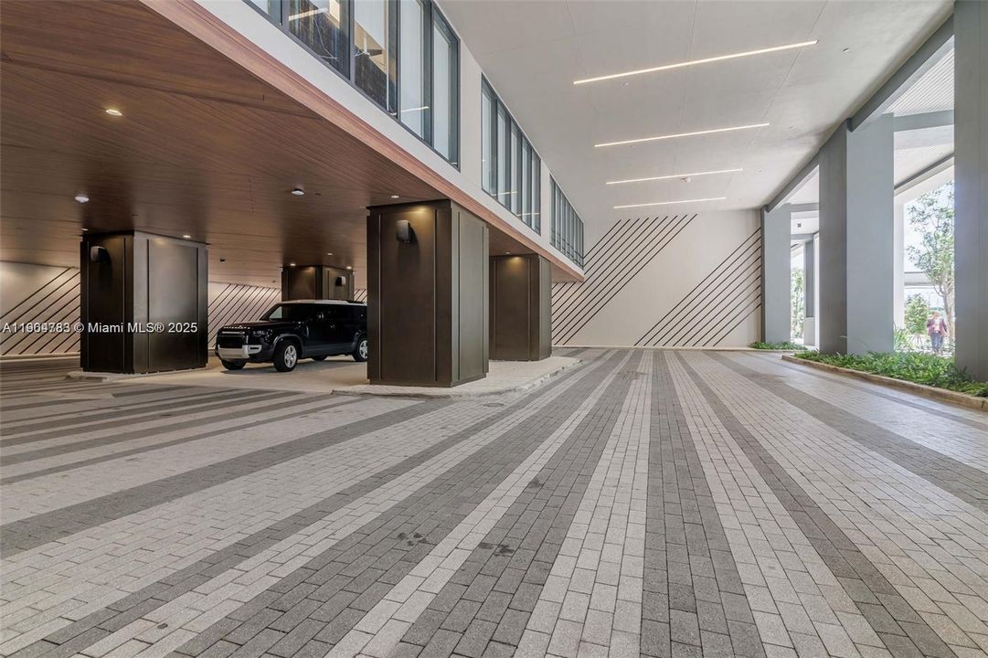 For Sale: $585,000 (1 beds, 1 baths, 0 Square Feet)