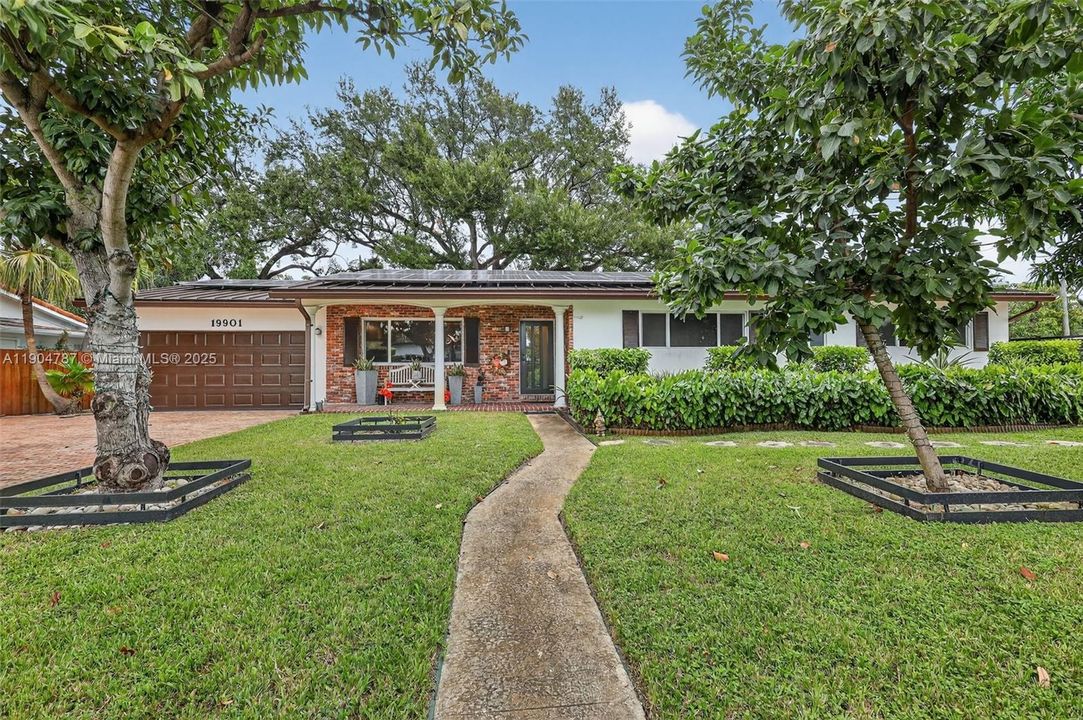 На продажу: $1,792,700 (4 спален, 3 ванн, 2654 Квадратных фут)