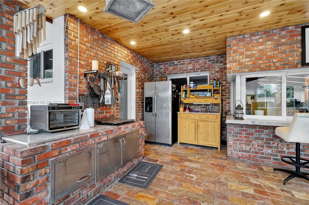 На продажу: $1,792,700 (4 спален, 3 ванн, 2654 Квадратных фут)