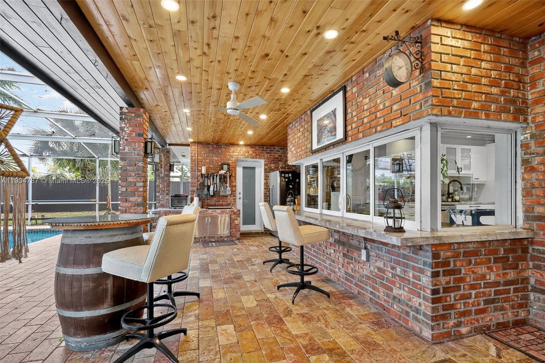 На продажу: $1,792,700 (4 спален, 3 ванн, 2654 Квадратных фут)