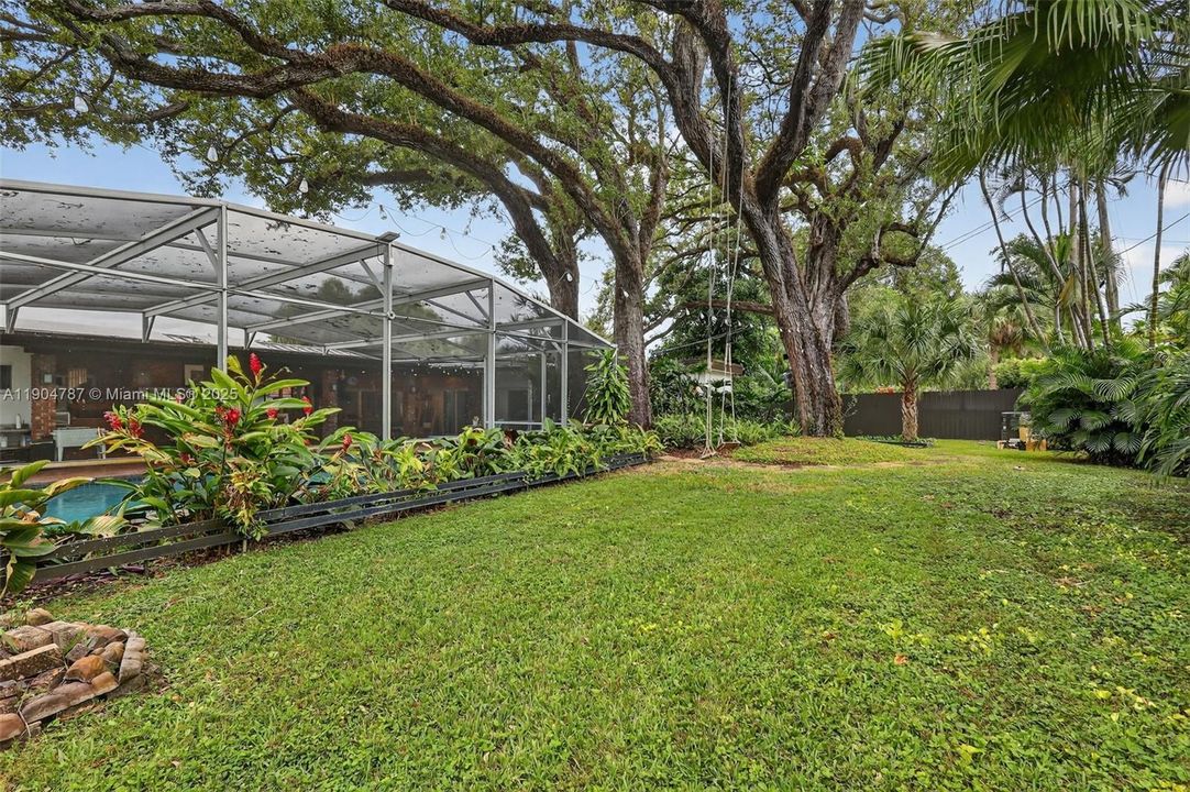 На продажу: $1,792,700 (4 спален, 3 ванн, 2654 Квадратных фут)