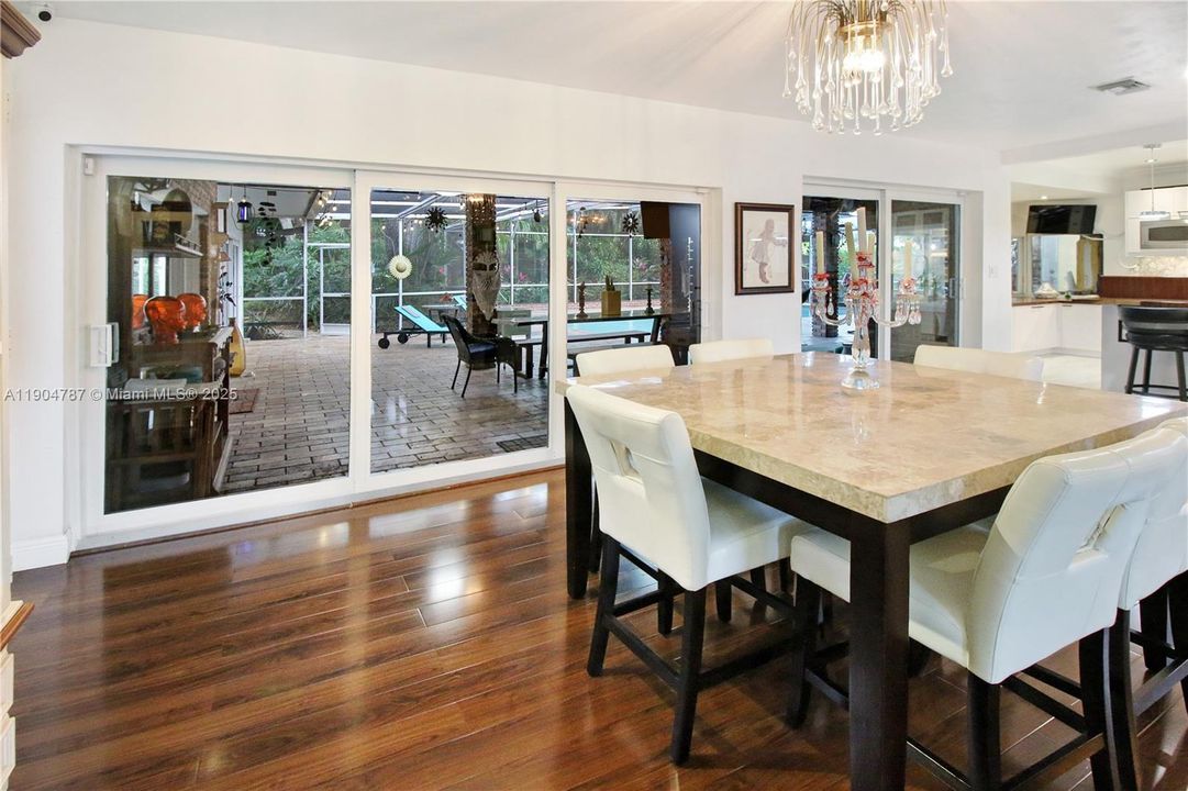 На продажу: $1,792,700 (4 спален, 3 ванн, 2654 Квадратных фут)