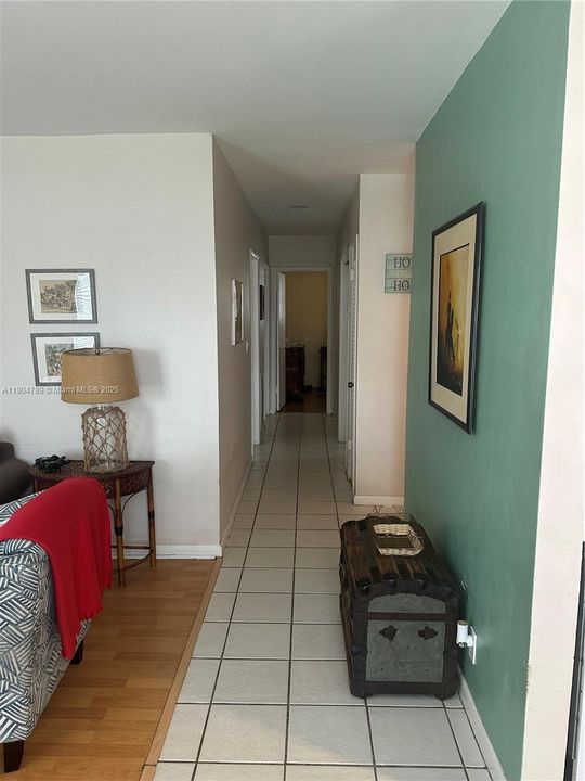 Active With Contract: $450,000 (3 beds, 2 baths, 1150 Square Feet)