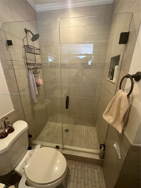 Active With Contract: $450,000 (3 beds, 2 baths, 1150 Square Feet)