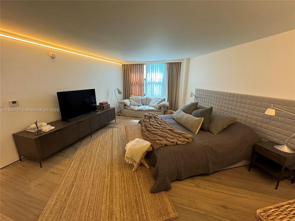 For Rent: $12,000 (3 beds, 2 baths, 1782 Square Feet)