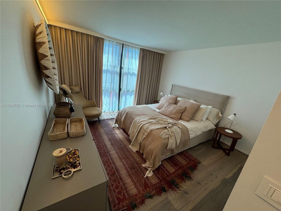 For Rent: $12,000 (3 beds, 2 baths, 1782 Square Feet)