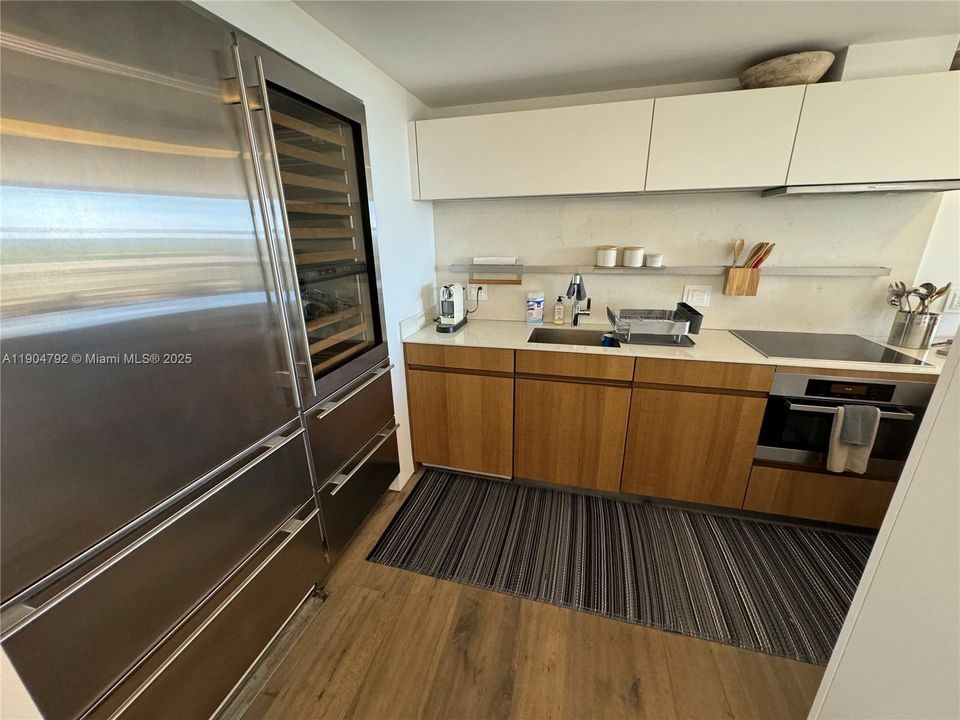 For Rent: $12,000 (3 beds, 2 baths, 1782 Square Feet)