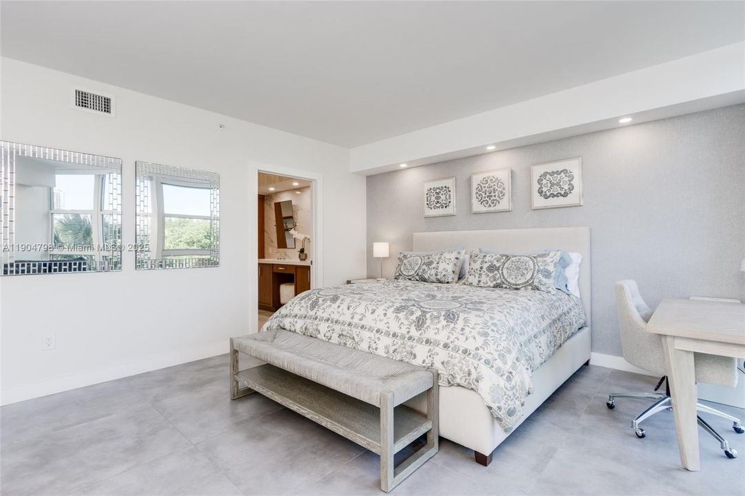 For Sale: $1,299,000 (3 beds, 3 baths, 2130 Square Feet)