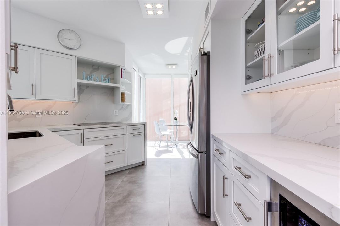 For Sale: $1,299,000 (3 beds, 3 baths, 2130 Square Feet)