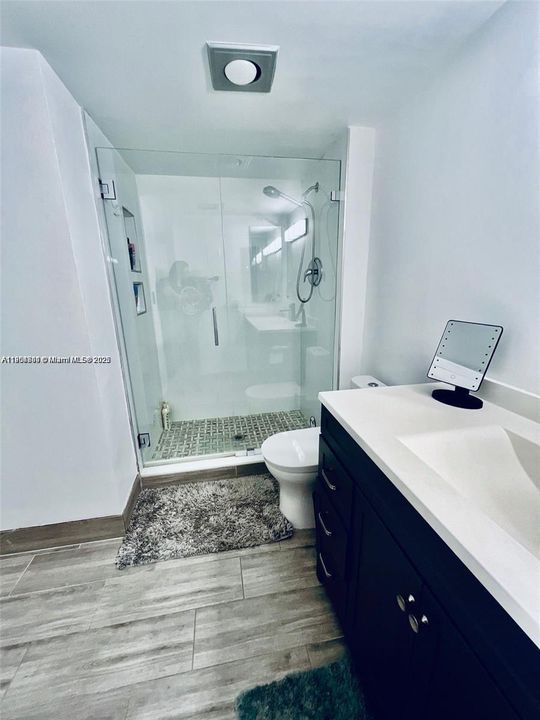 合同活跃: $2,799 (2 贝兹, 2 浴室, 1112 平方英尺)