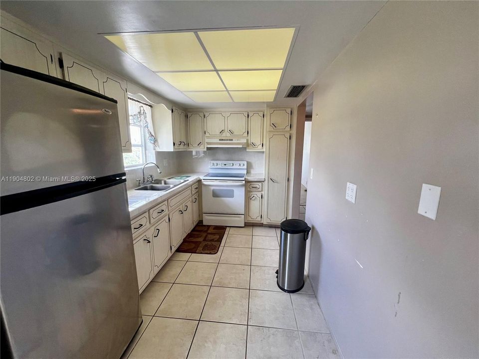 En Venta: $160,000 (2 camas, 1 baños, 900 Pies cuadrados)