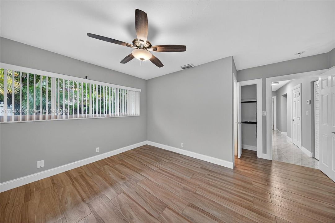 For Sale: $2,500,000 (4 beds, 3 baths, 2307 Square Feet)