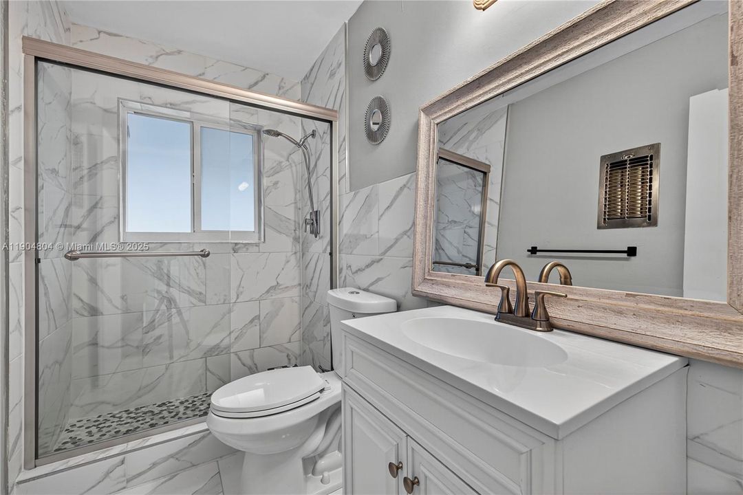 For Sale: $2,500,000 (4 beds, 3 baths, 2307 Square Feet)