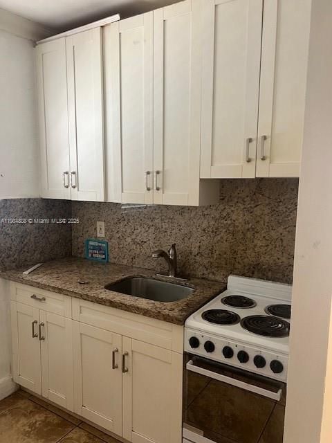 Active With Contract: $1,650 (2 beds, 1 baths, 715 Square Feet)