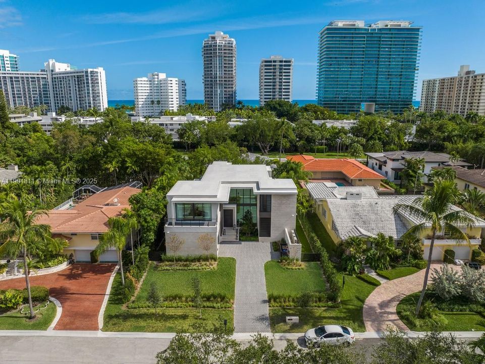 待售: $11,999,000 (6 贝兹, 6 浴室, 5402 平方英尺)