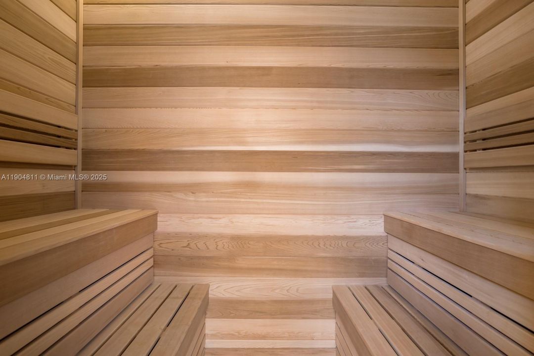 待售: $11,999,000 (6 贝兹, 6 浴室, 5402 平方英尺)