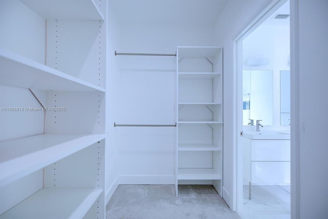 待售: $279,000 (3 贝兹, 2 浴室, 1359 平方英尺)