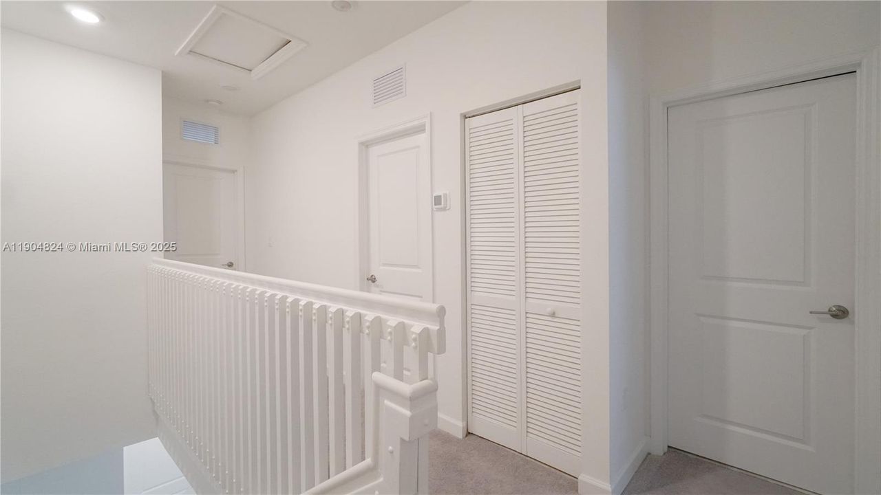 For Sale: $430,000 (3 beds, 2 baths, 1393 Square Feet)