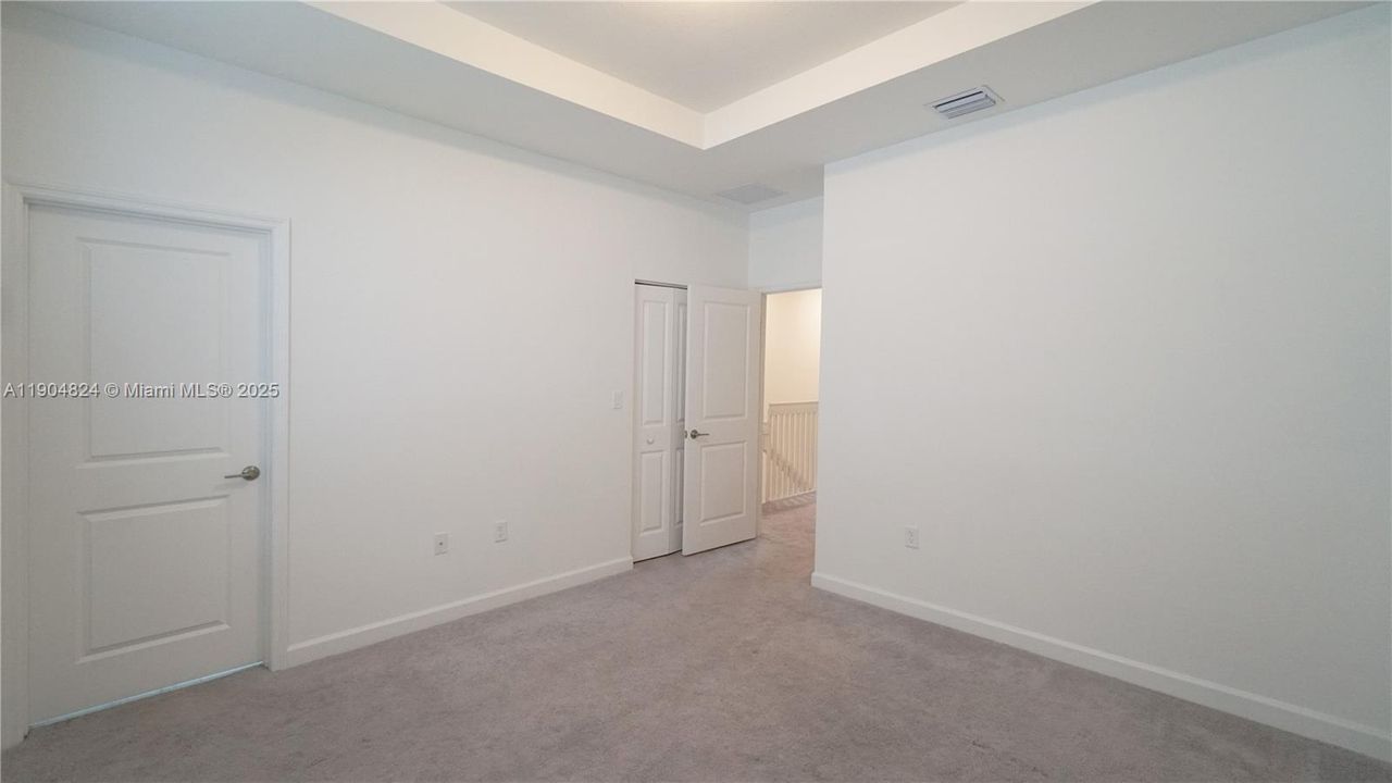 For Sale: $430,000 (3 beds, 2 baths, 1393 Square Feet)