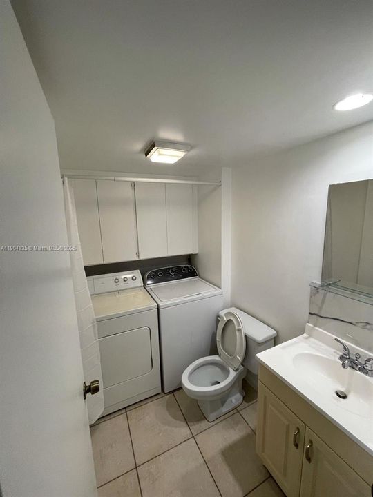 For Sale: $260,000 (2 beds, 2 baths, 1236 Square Feet)