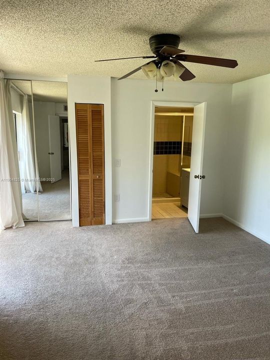 For Sale: $260,000 (2 beds, 2 baths, 1236 Square Feet)